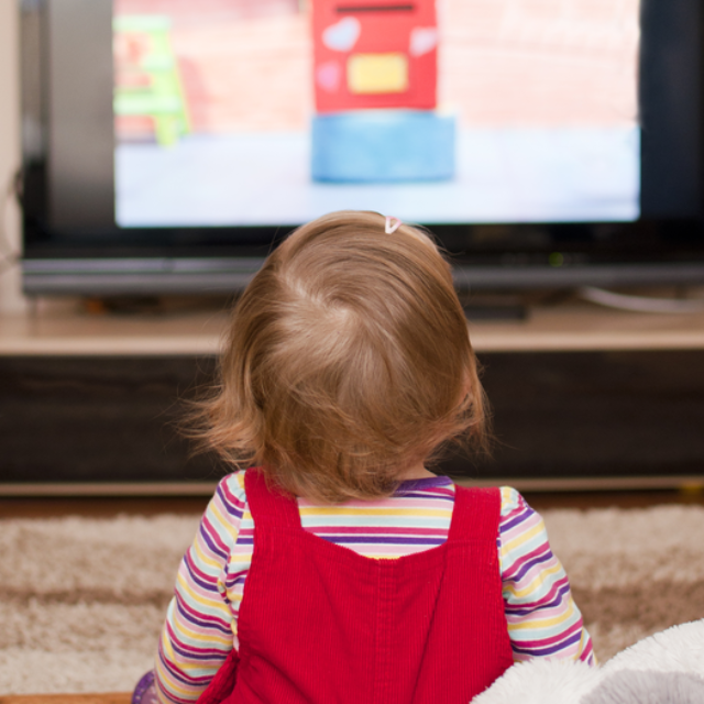 Чи шкідливий для зору дітей перегляд телевізору?